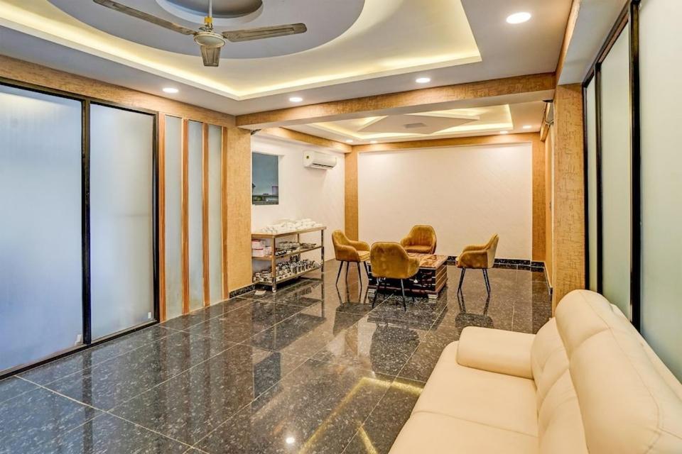Dm 45 Near Huda City Centre Bed & Breakfast Gurgaon Exterior photo
