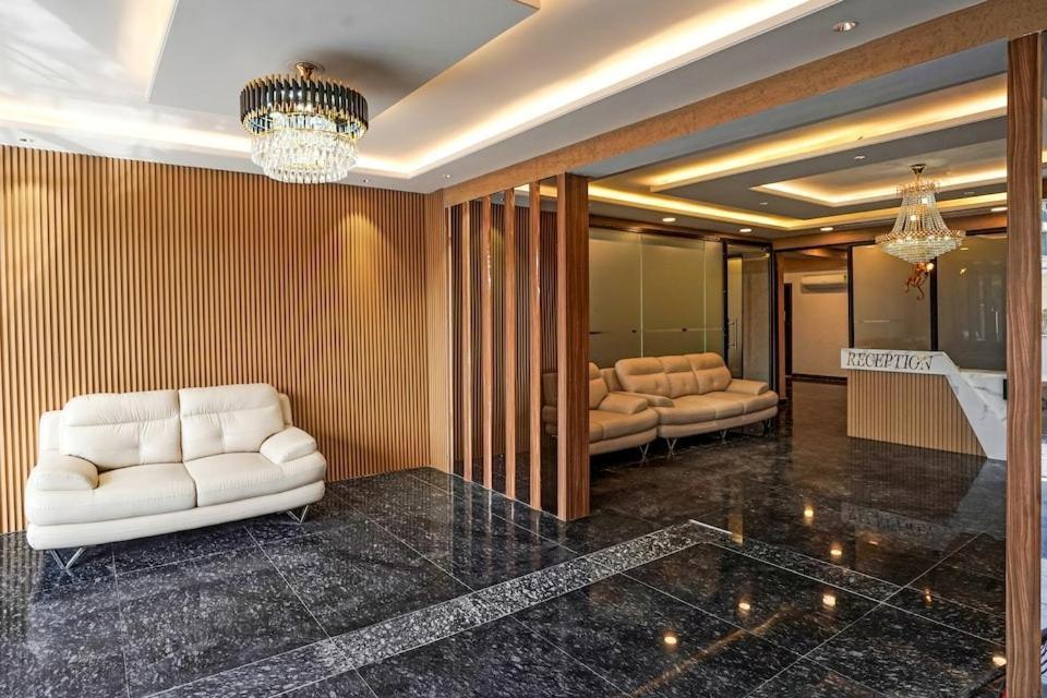 Dm 45 Near Huda City Centre Bed & Breakfast Gurgaon Exterior photo